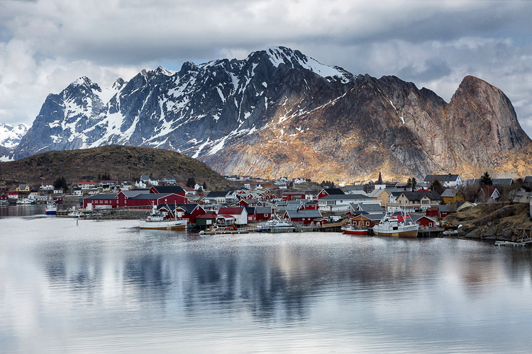 17.  Reine,  Lofoten,  Norway