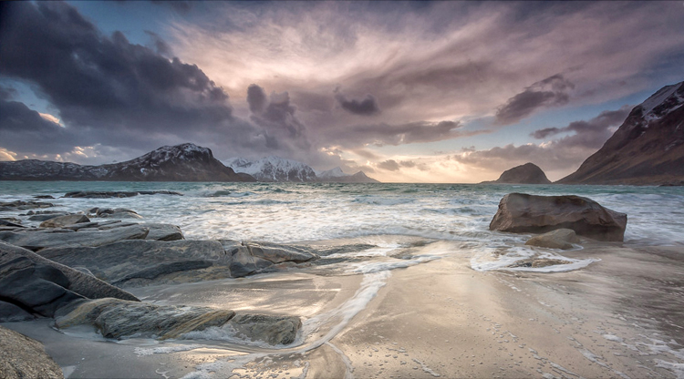 48.  Haukland,  Lofoten,   Norway